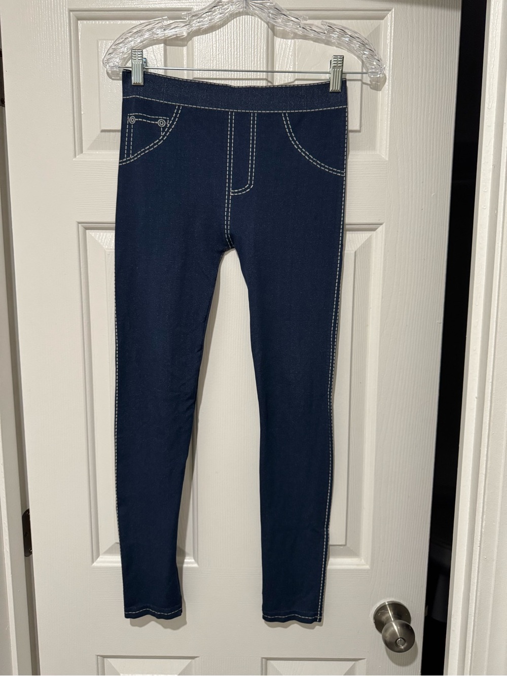 Ultra Flirt Navy leggings with White Stitching
